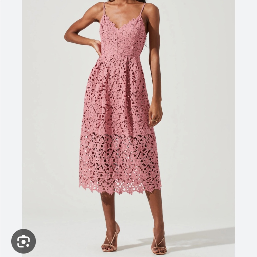 ASTR the Label Lace Pink Midi A Line Dress